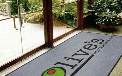 Feliratos lábtörlőszönyegek szerepe a lokális marketingben